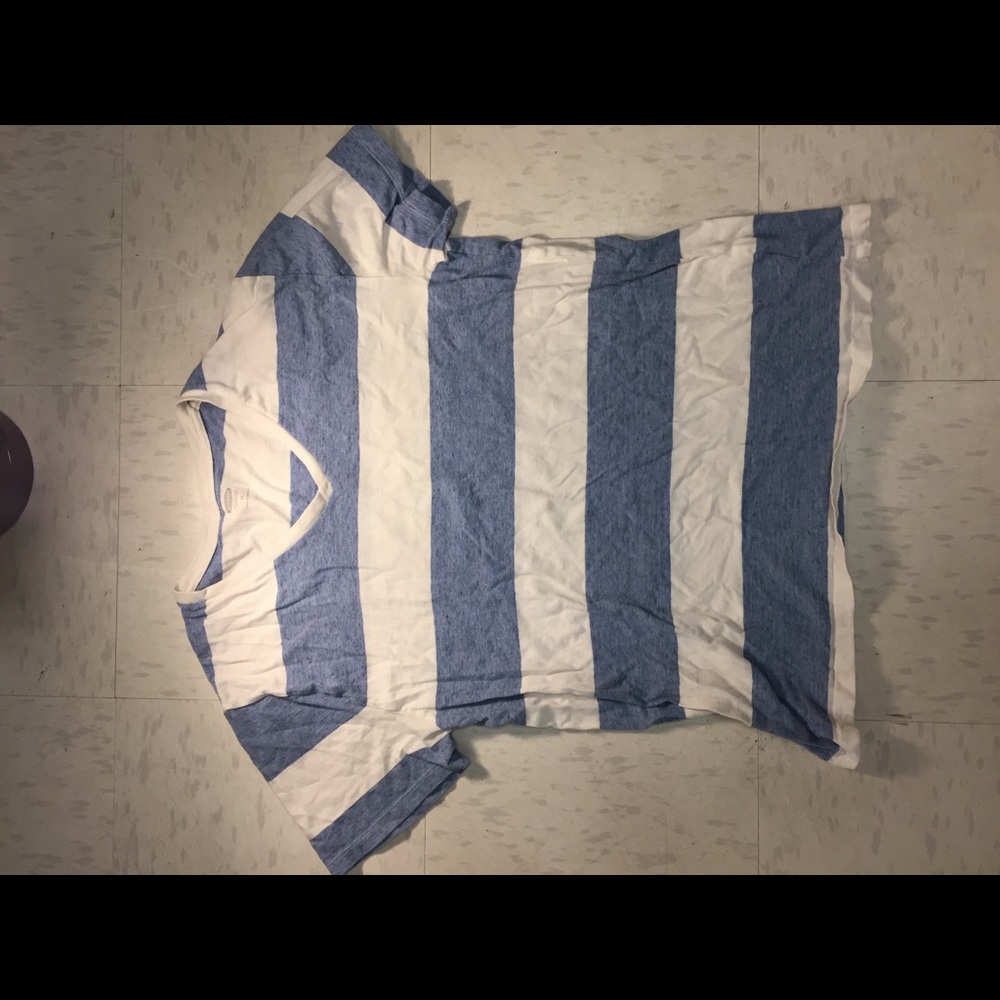Old navy shirt